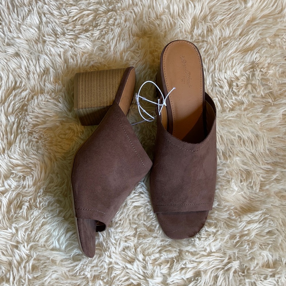 NWT open toed mules